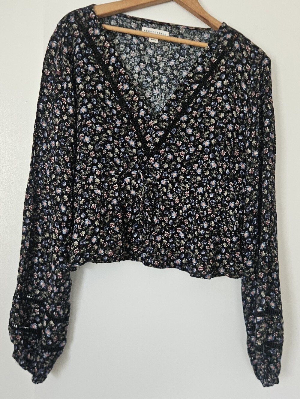 Aeropostle Womens Top XL Cottage Boho Floral Country Prairie Crochet Detail Crop